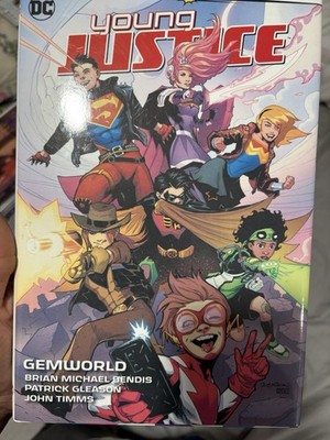 Young Justice Vol. 1: Gemworld Hardcover Brian Michael Bendis