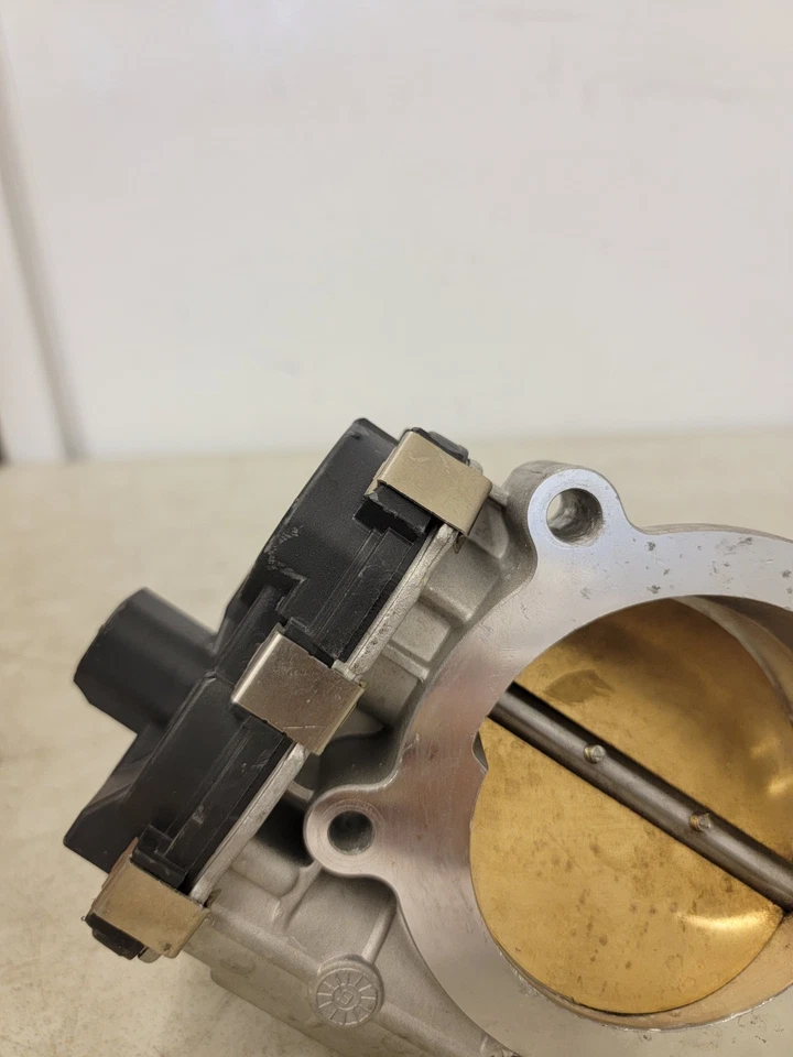 Cuerpo del acelerador para Chevy Silverado 1500 Trailblazer GMC Envoy Sierra 1500 2007-08 Foto 3 de 4