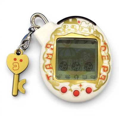 Bandai Tamagotchi V5 Famitama Tama Depa Department Store Limited White JP