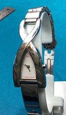 Fastrack Watch Women 20mm Silver Tone White D...