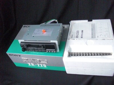E◇SONY ソニー FM/AM カセットデッキカーステレオ XR-220