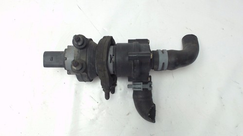 VW Golf 1.6 Aktion 1 J Wasserpumpe 965561A 34713