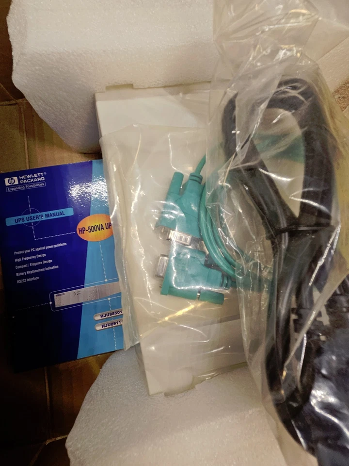 HP Uninterruptible Power Supply RS-232 HP500VA UPS Two Outlet Never Used in Box - Image 3 of 4