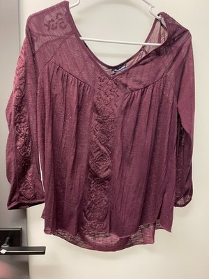 Ladies American Eagle Top - Size L