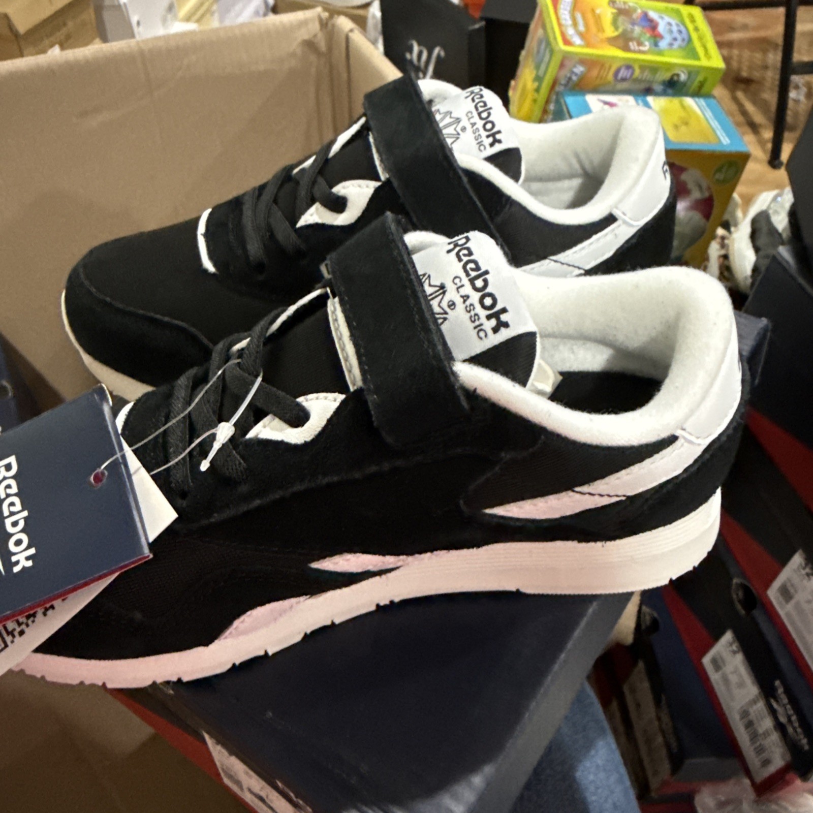 Reebok Boys, Black And White Nylon Tennis Shoes, Size 3 New 