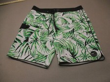 VANS Size 38 Mens Multicolor Stretch Waist Drawstring Pocket Swimming Shorts 241