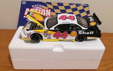 1/24 TONY STEWART 44 Shell 1998 NASCAR DIECAST LIMITED EDITION 1 of 5.508