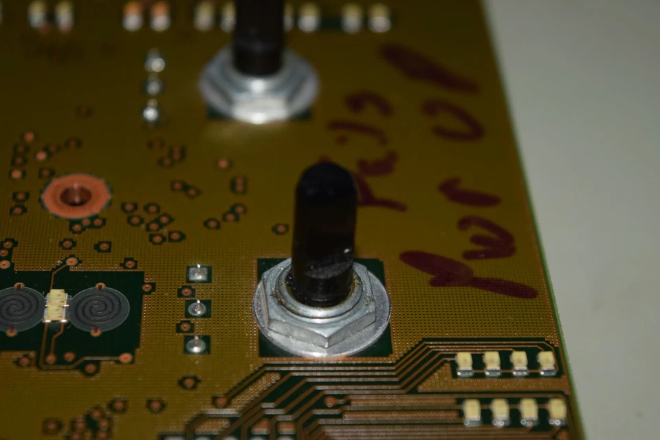 1-2-16 Rotary Encoder Agilent Keysight Infiniium Oscilloscopes Front Panel Dial - Image 2 of 2
