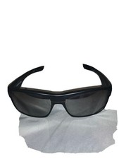 Oakley two-face sunglasses 137 009189-46-light scratches on the lenses