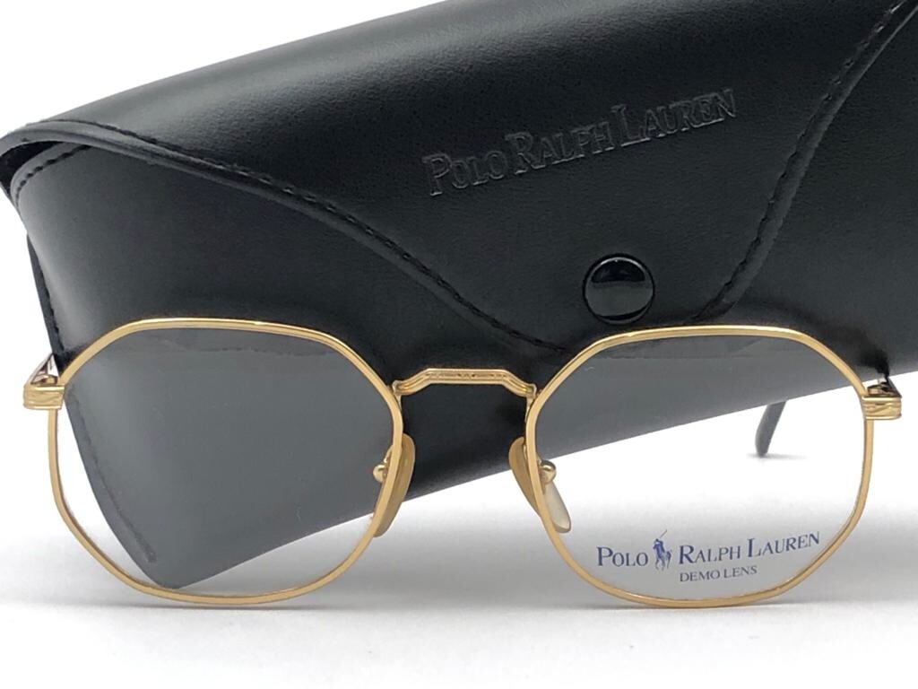 Vintage Ralph Lauren sunglasses made in Italy NEW VINTAGE RALPH LAUREN CLASSIC RECTANGULAR 1990 SUNGLASSES  main image 3