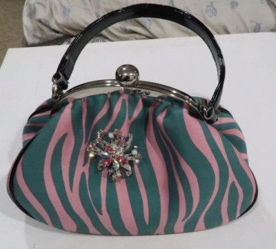 Designer Glenda Geis Chloe handbag green & pink pattern w defect  see desc AS IS