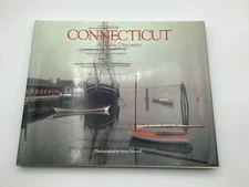 Connecticut “ A Scenic Discovery” Photographed By Steve Dunwell (1980 Hardcover)