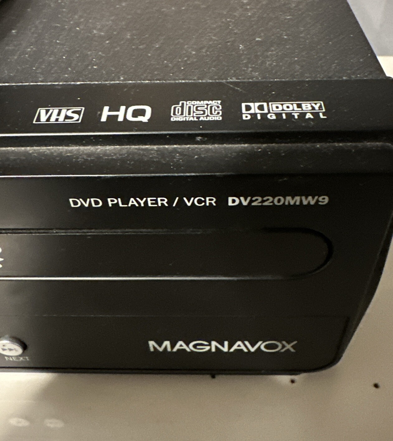 Magnavox DVD VHS Combo Player DV220MW9 4Head VCR Recorder With Remote