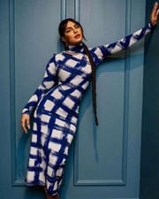 BEAUTIFUL PRIYANKA CHOPRA 8X10 Photo