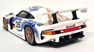 UT Models 1/18 - Porsche 911 GT1 993 1st Le Mans 1996 #26 Diecast