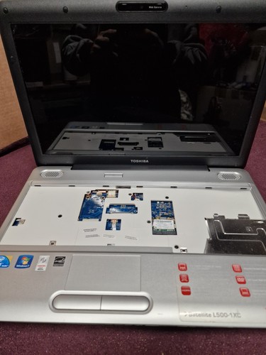 Toshiba Satellite L500-1XC Laptop 15.6" i3 M330 2.13GHz Missing Parts Read Descr - Picture 6 of 14