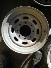 Wheel 16x7 Steel Painted 8 Slots Fits 00-05 Excursion 411083