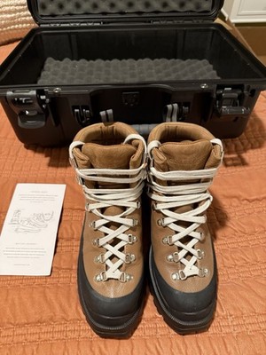 Canada Goose Journey Boots Tan Men s US 8