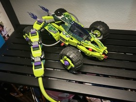 LEGO NINJAGO: Fangpyre Truck Ambush (9445) Truck and snake