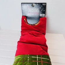 The Christmas Shoppe Tree Skirt Red 48 Inch Diameter 100% Polyester Textured NWT
