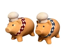Salt and Pepper Shakers Pigs With Chef Hat 3.5”