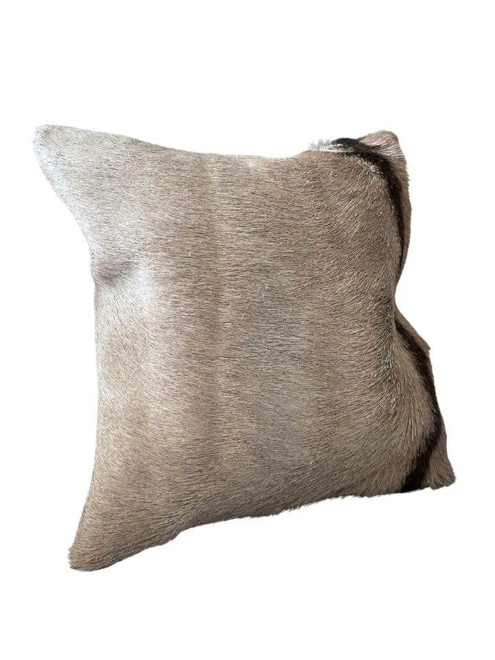 Funda de Almohada de Piel Gemsbok Tamaño: 17x17" Oryx Ocultar Funda de Cojín Gamuza Lado + Respaldo Foto 3 de 4