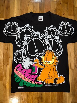 GARFIELD Cat Vintage Black Freeze Spray Paint All Over T Shirt