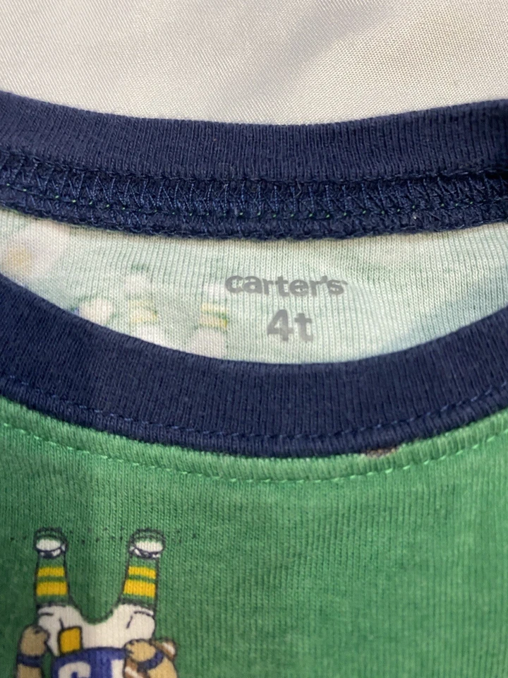Juego de pijama de dos piezas de osos de fútbol verde Carters talla 4T Foto 4 de 4