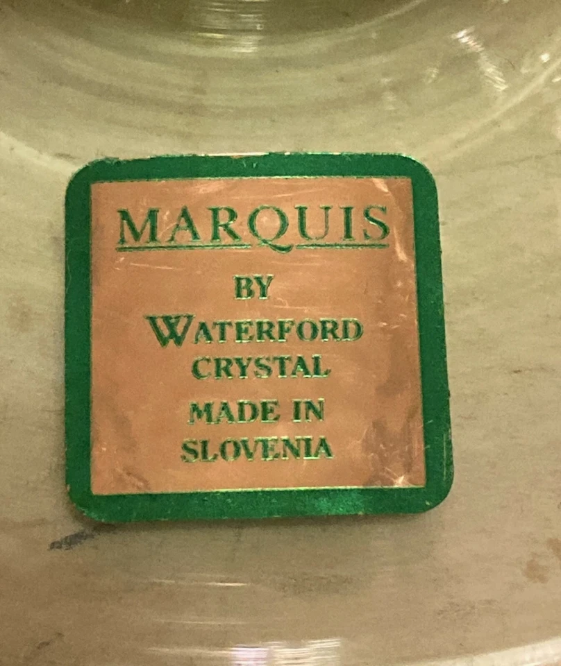 Jarra de vidrio Waterford Marquis Bermuda pie jarra de cristal vástago verde 10" H NUEVO Foto 3 de 4