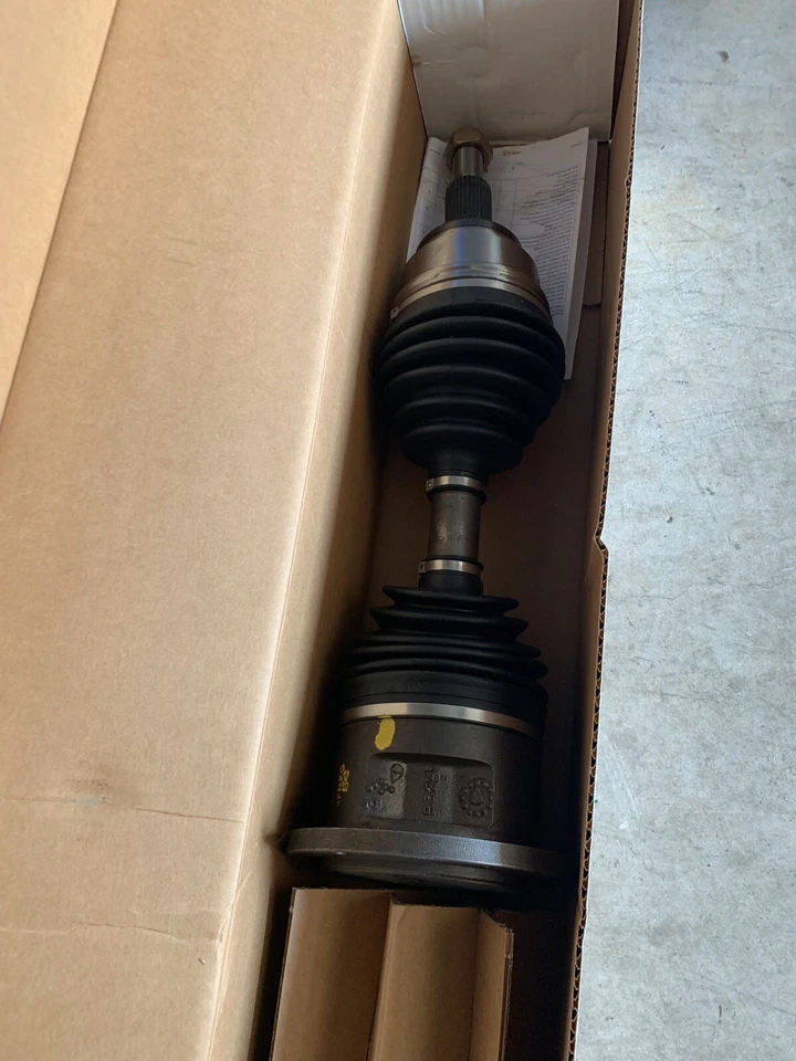 Eje delantero izquierdo/derecho CV para GMC Suburban K1500 K3500 Yukon Chevy Tahoe Foto 3 de 4