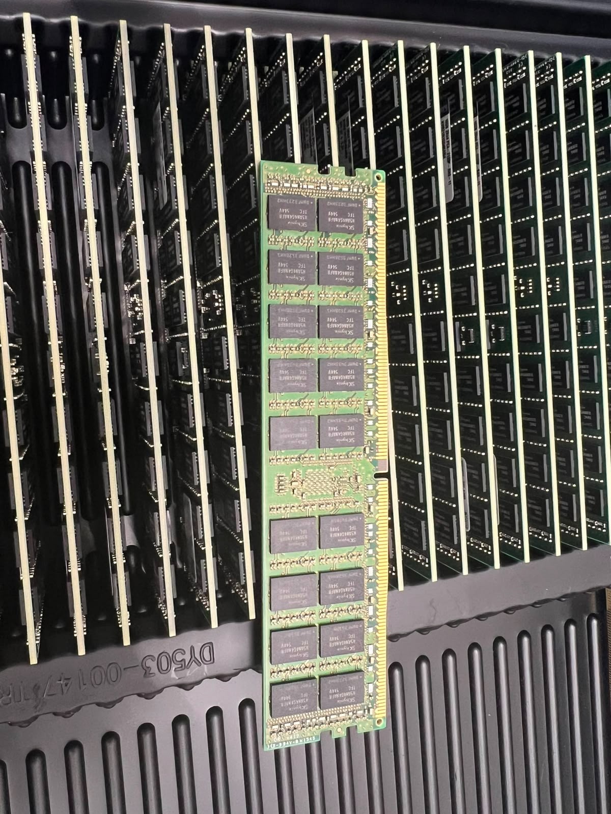 как выглядит Lot of 5 Kingston 16GB DDR4-2133 ECC Registered RDIMM Server RAM KVR21R15D4/16 фото