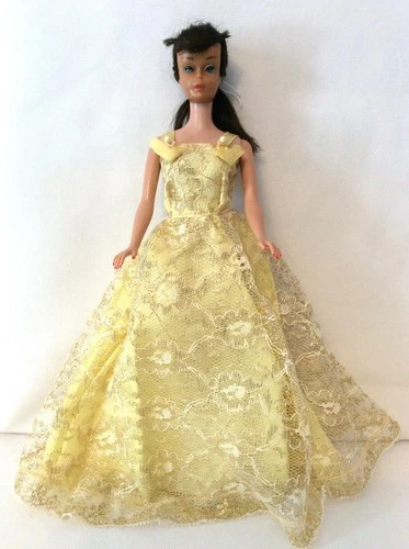 Vintage Ponytail Midge Barbie Doll Japan Body Brunette Hair Blue Eyes Pink Lips