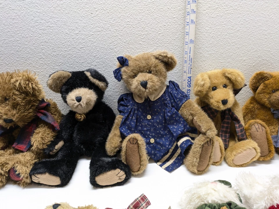 ¡Lote retirado vintage 18 osos Boyd's medianos y grandes! Leer descripción!  Foto 3 de 4