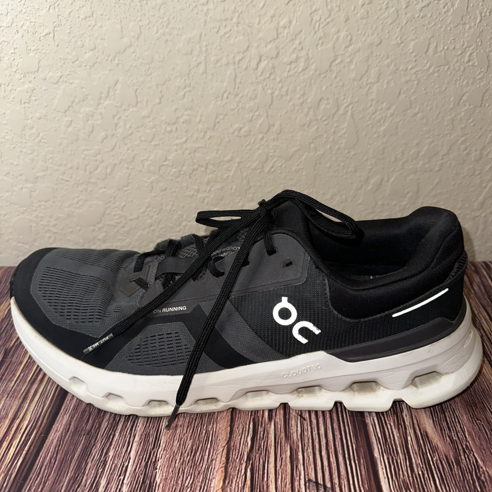 Size 13 - ON Cloudrunner 2 Eclipse Black - image 6