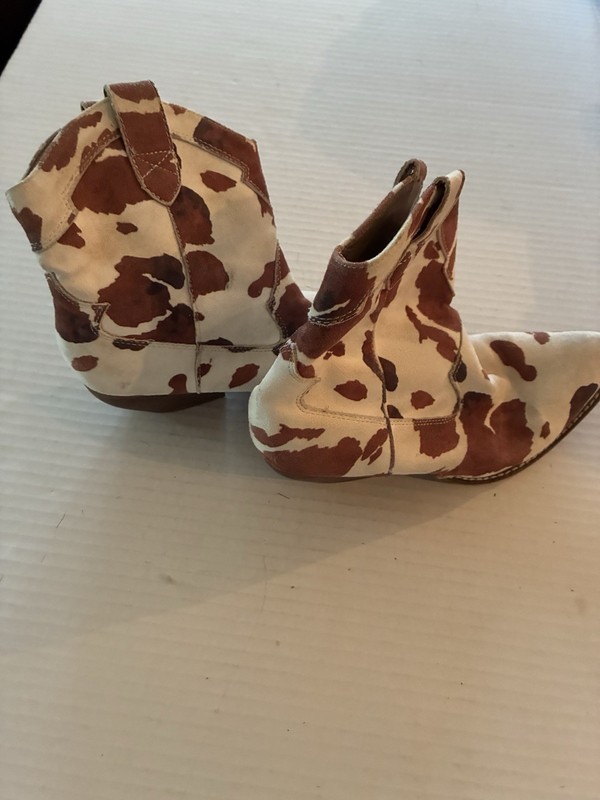 Woman’s Ankle Cow Print Ankle Boot