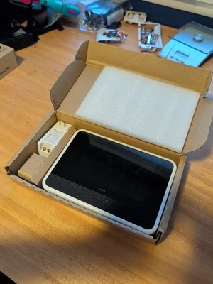 Vivint Smart Hub Control Panel VS-SH2000-C00 with Battery and Power Supply