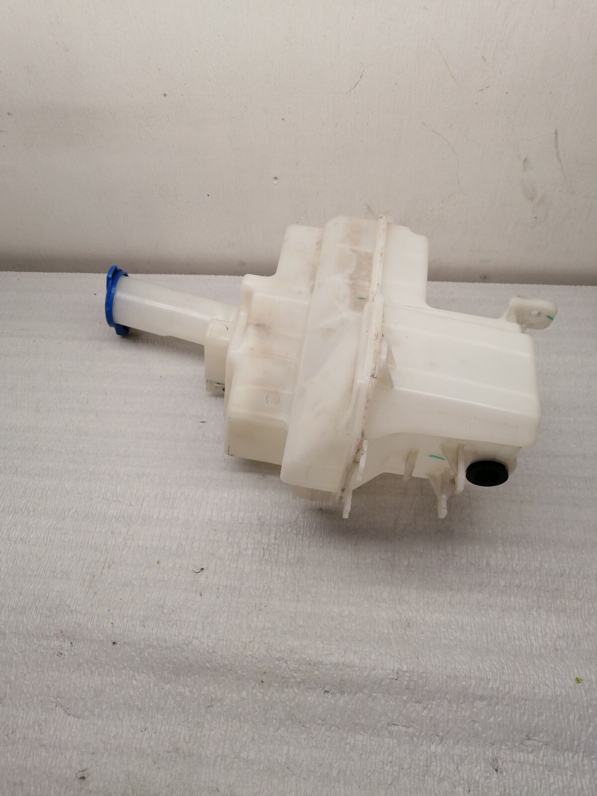 HYUNDAI I10 MK1 2008 - 2013 WASHER BOTTEL 98610-0x050 | eBay 