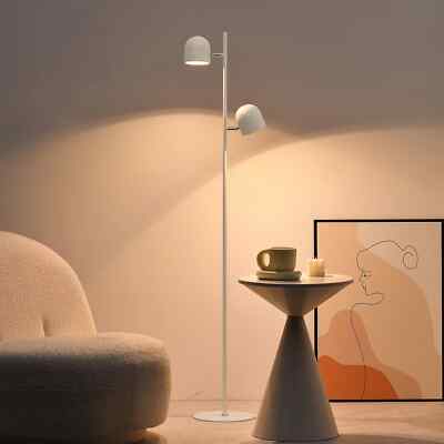 LED-Stehleuchte 2-flammig bis max. 450 Lumen stufenlos dimmbar 180° drehbare Sch