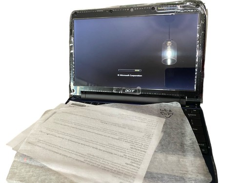 Acer Aspire One ZA3 Multi in 1 Card Laptop 250GB DDR2 Windows Vista Original Box - Picture 3 of 10