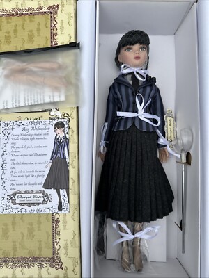 TONNER VDC ELLOWYNE WILDE ANY WEDNESDAY - WEDNESDAY ADDAMS