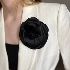 Handmade Black Camellia Wedding Flower Brooch Glamorous Statement Pin for Bride