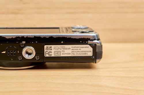 Fujifilm FinePix F80EXR 12 MP Digital Camera, with 10x Optical Zoom - Picture 8 of 12
