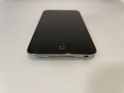 Apple iPod Touch 4th Generation 8GB MP3 Player - Black | eBay