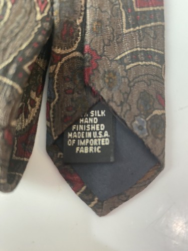 Designed for Hunting Horn J.Riggings Mens 100% Silk Neck Tie Multi-Color Paisley - Picture 5 of 5