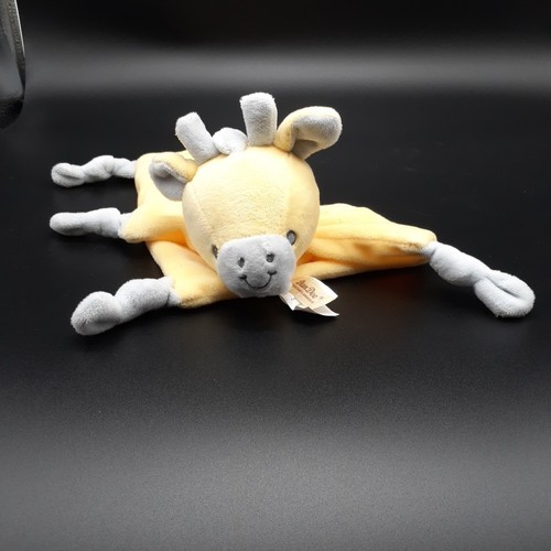 Dan Dee Sweet Yellow Giraffe Baby Security Blanket Rattle Knotted Corners Lovey - Picture 2 of 11