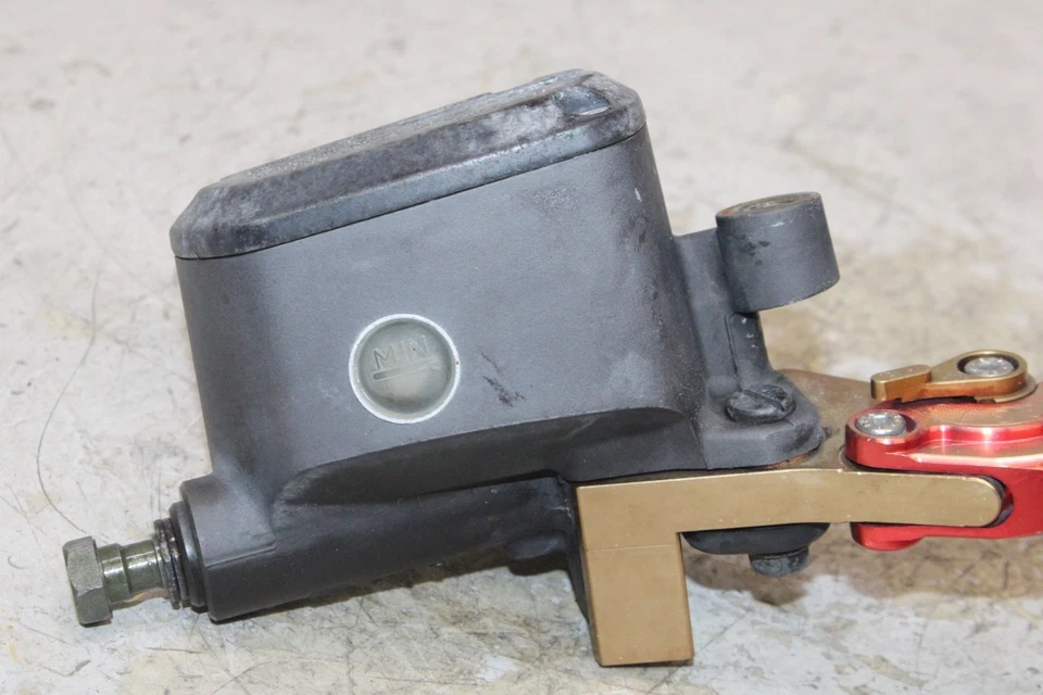 09-16 APRILIA DORSODURO 750 OEM EMBRAGUE HIDRÁULICO CILINDRO MAESTRO CON PALANCA Foto 2 de 4