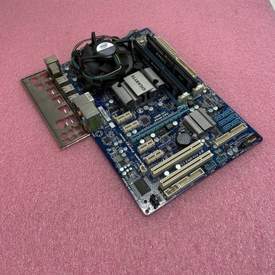 Gigabyte EP43T-UD3L Motherboard Intel Core 2 Quad Q8400 2.66GHz 4GB RAM w/Shield