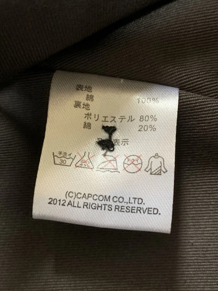 Jaqueta oficial Resident Evil 6 Jake Muller tamanho P - Imagem 4 de 4