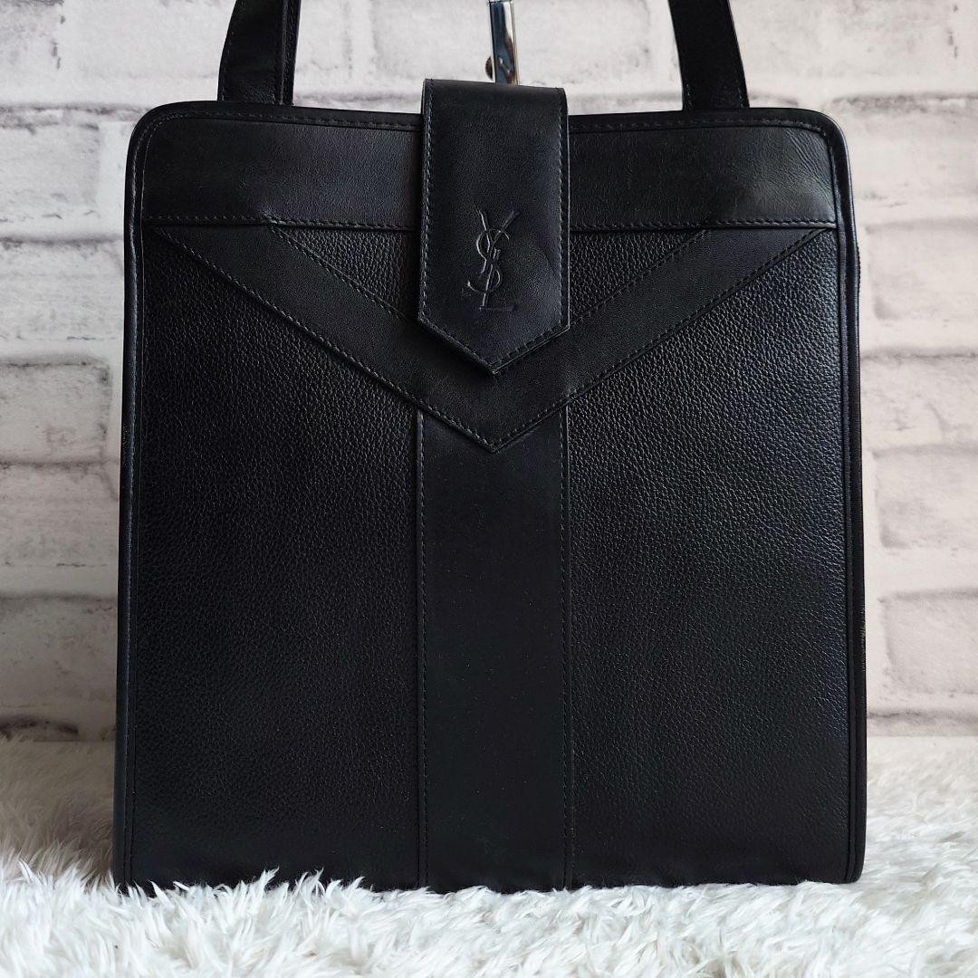 Borsa a tracolla Yves Saint Laurent Cassandra in pelle nera da donna