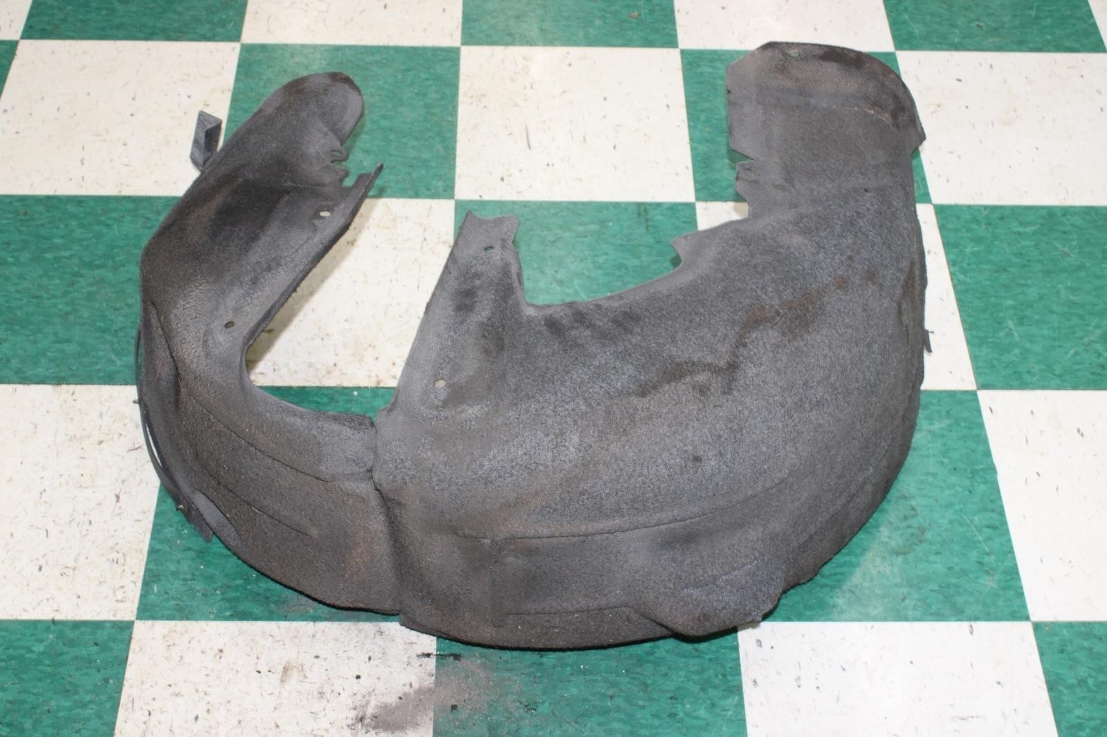 14-21 Ghibli Black Rear Passenger RR Inner Fender Liner Splash Guard Unit OEM OE